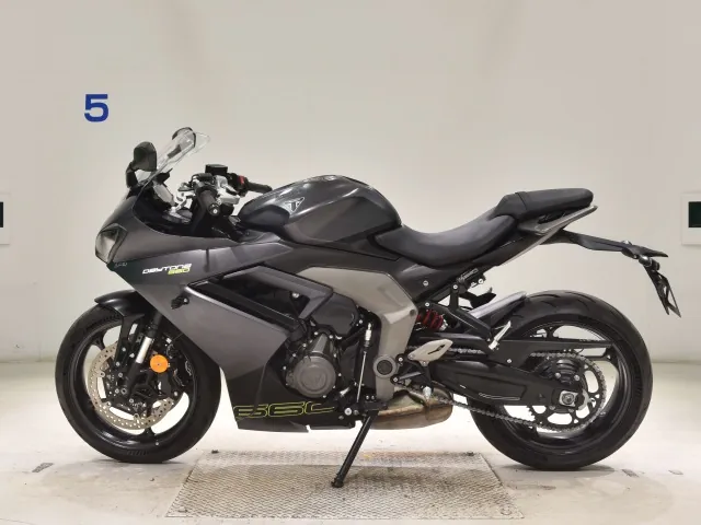 Triumph Daytona 660 2024, matt gun, фото 2