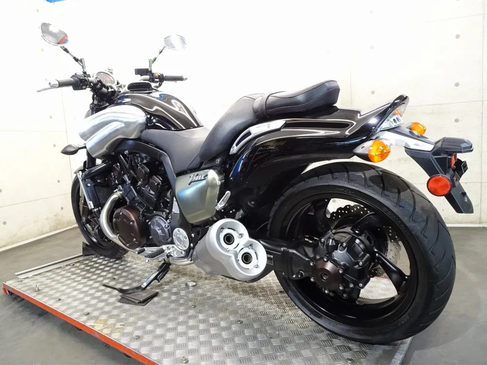 Yamaha V-MAX 2009, чёрный, фото 9