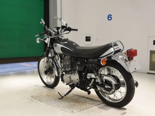 Yamaha SR400 Final Edition Limited 2021, серый, фото 6