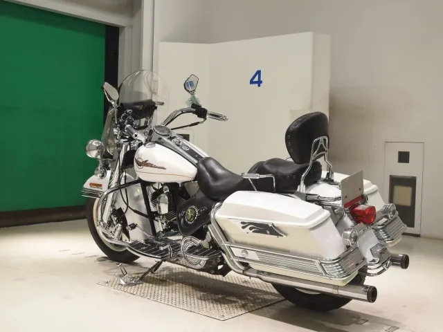 Harley-Davidson FLHR1580 2006, белый, фото 6