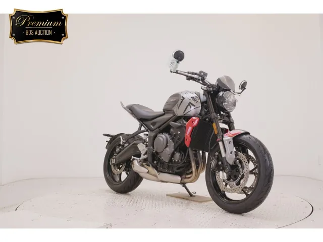 Triumph Trident 660 2023, серебристый, фото 3