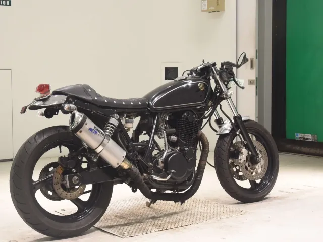 Yamaha SR400 1992, чёрный, фото 5