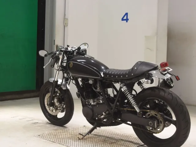 Yamaha SR400 1992, чёрный, фото 6