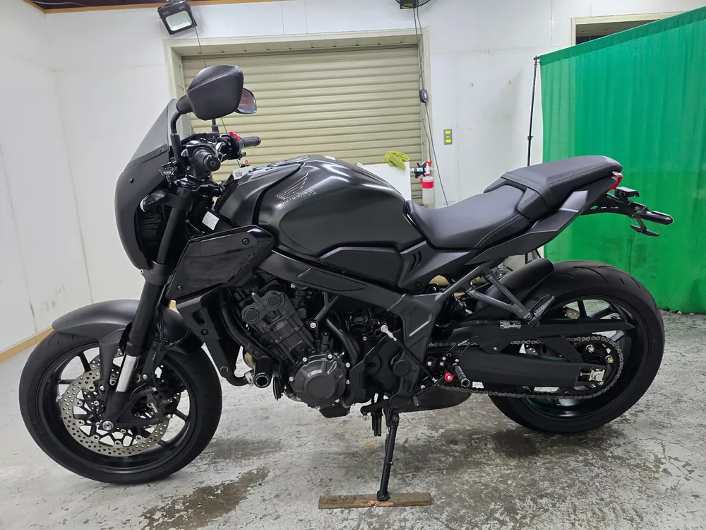 Honda CBR650R 2023, maddo black, фото 5