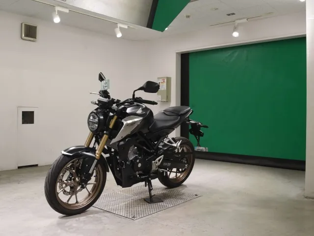 Honda CB125R JC91, matt black, фото 4