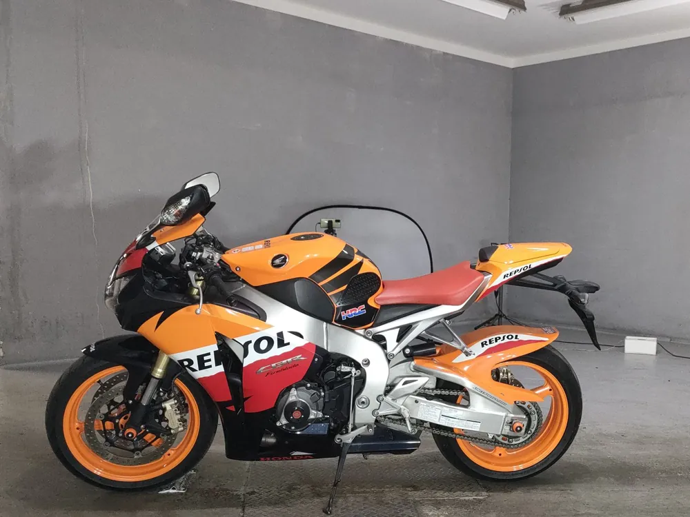 Honda CBR1000RR 2009, black / orange, фото 2
