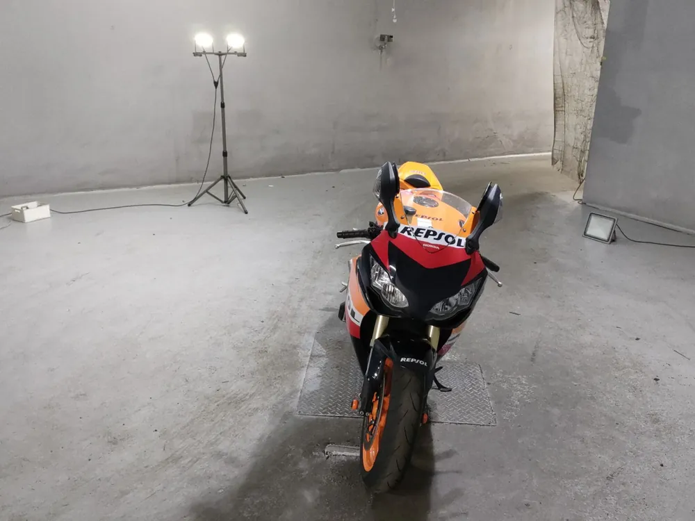 Honda CBR1000RR 2009, black / orange, фото 3