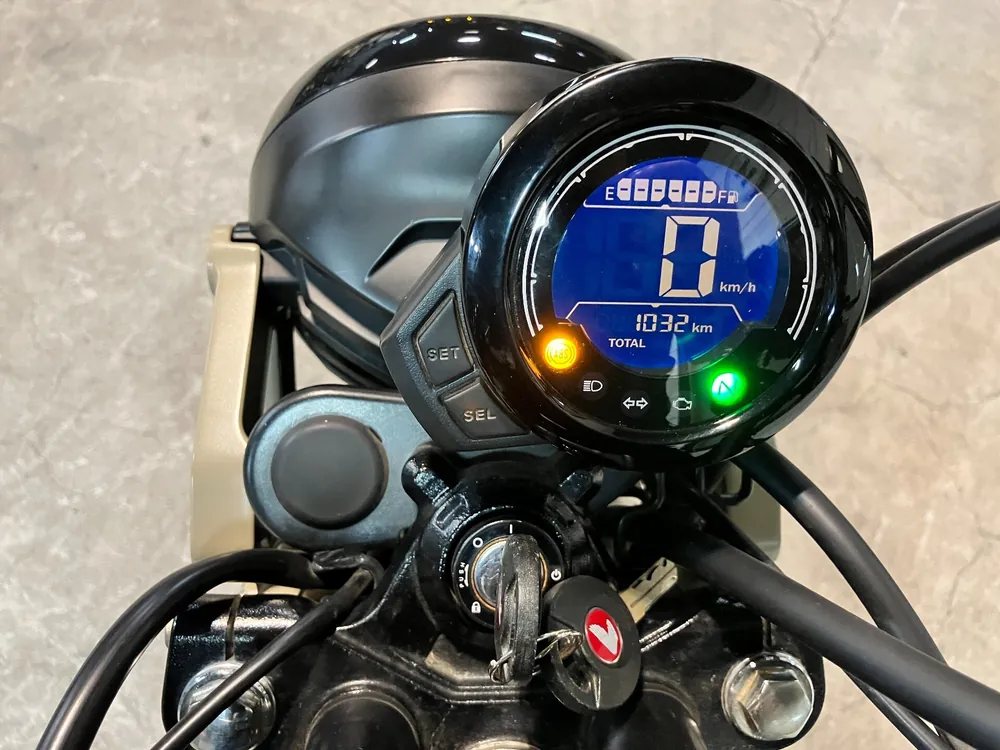 BMW R1300Gs Adv Asa, бежевый, фото 3