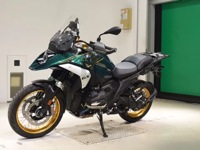 BMW R1300GS 2024, зелёный, фото 4
