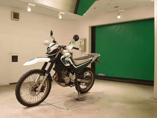 Yamaha Serow 250, белый, серебристый, фото 4