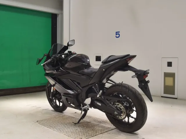 Yamaha Mt-03A 2025, matt black, фото 6