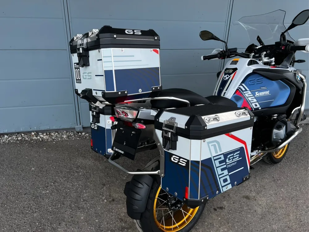BMW R1250Gs 2023, white / blue, фото 14