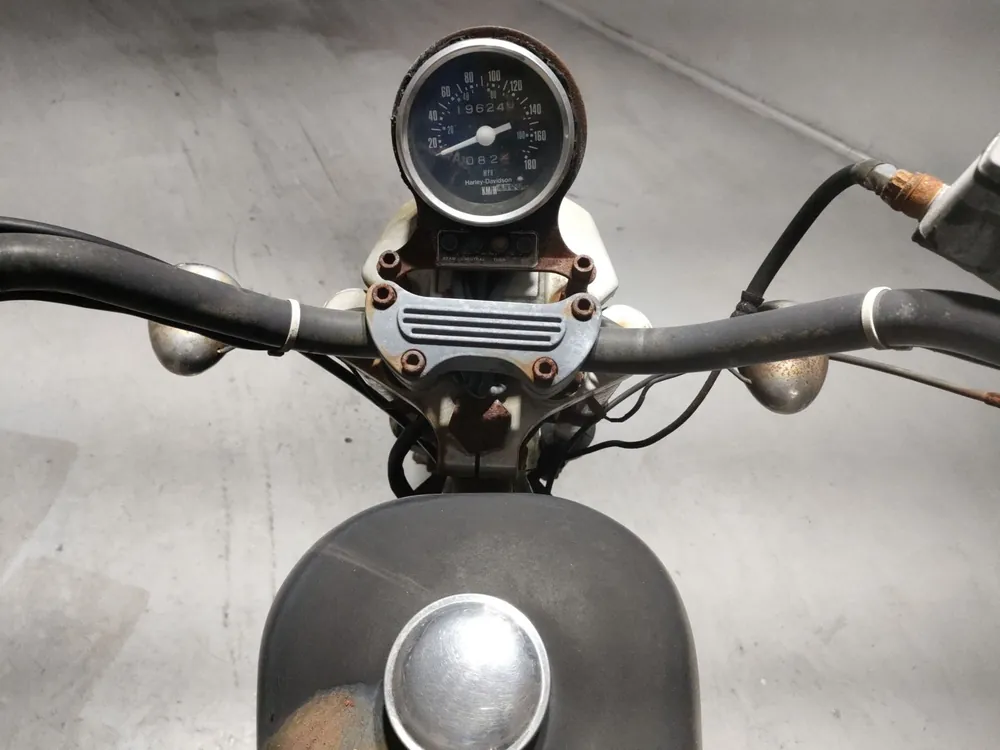 Harley-Davidson XLH883 1985, чёрный, фото 5