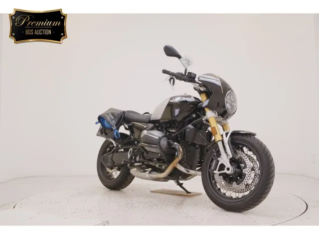 BMW R12nineT 2025, black | silver, фото 3