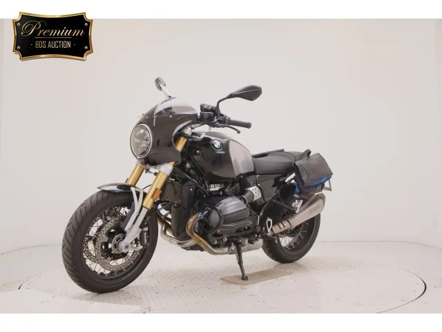 BMW R12nineT 2025, black | silver, фото 4