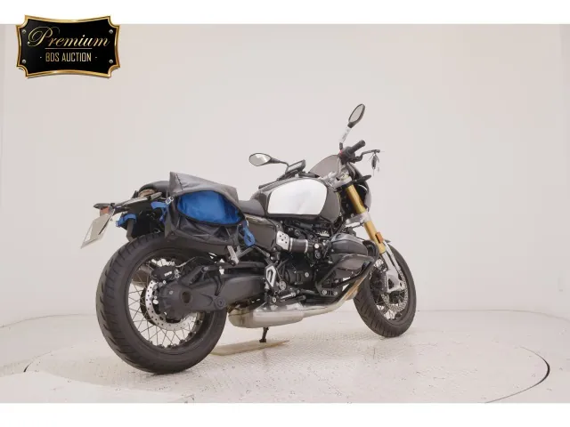 BMW R12nineT 2025, black | silver, фото 5