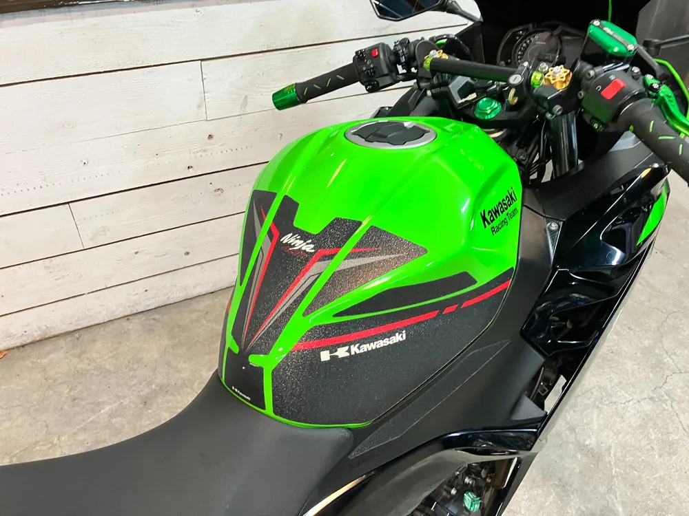 Kawasaki Ninja 400 2022, lime / black, фото 15