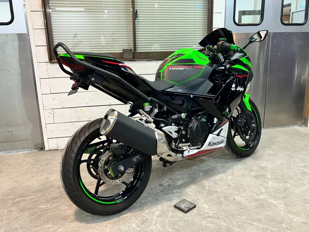 Kawasaki Ninja 400 2022, lime / black, фото 6