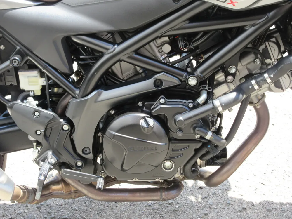 Suzuki SV650 2019, серый, фото 16