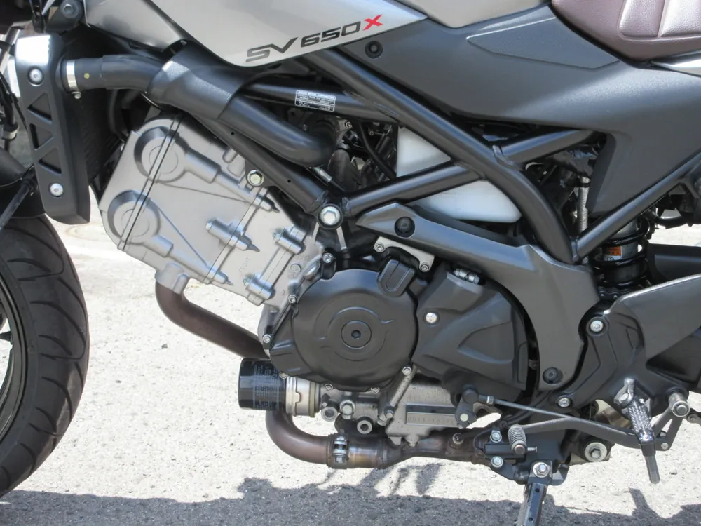 Suzuki SV650 2019, серый, фото 17