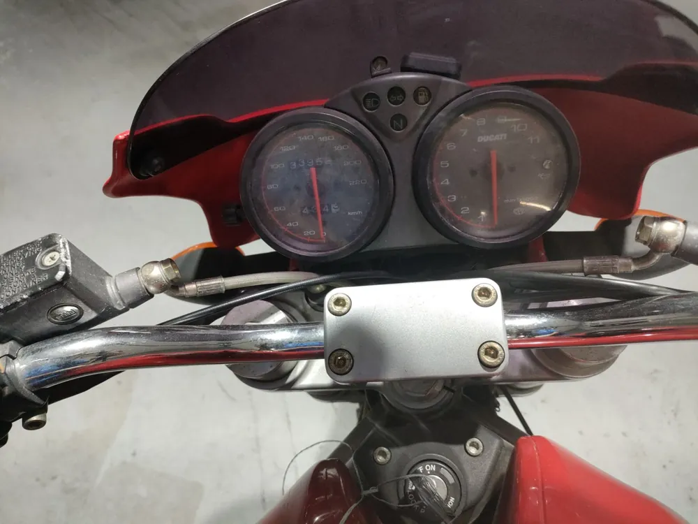 Ducati Monstar 400 2003, красный, фото 5