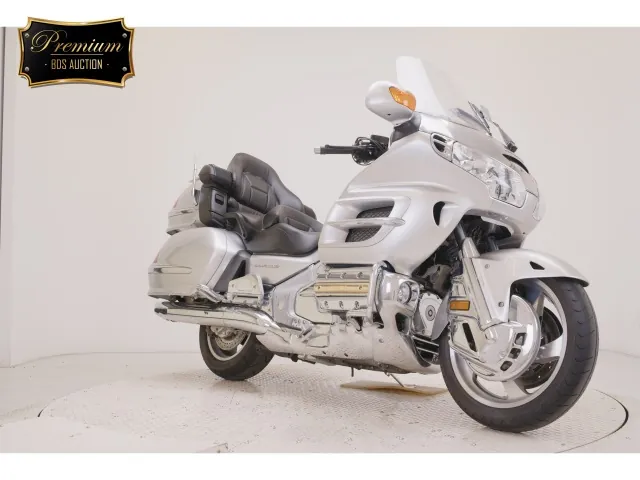 Honda GL1800 2005, серебристый, фото 3