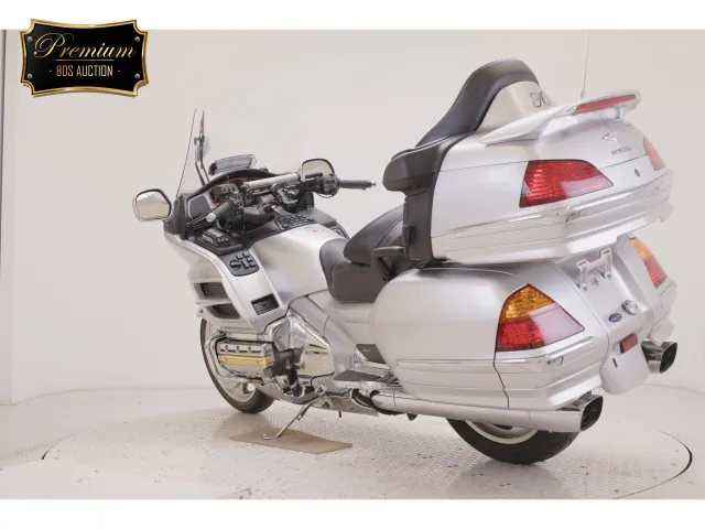 Honda GL1800 2005, серебристый, фото 6