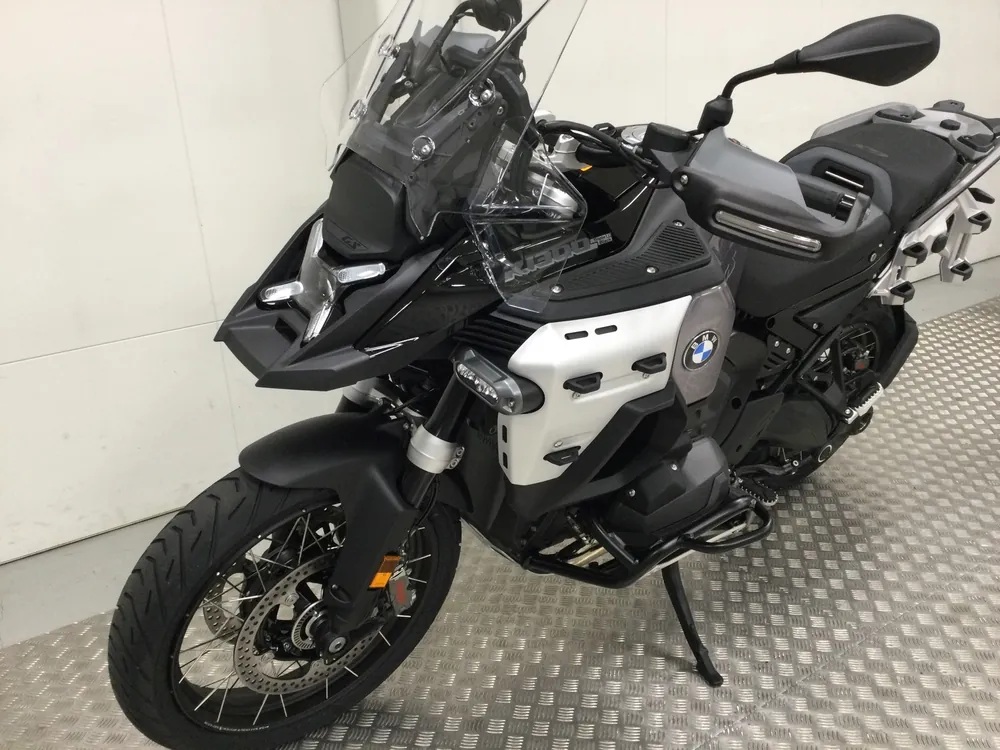 BMW R1300Gs Adv Asa, бежевый, фото 3