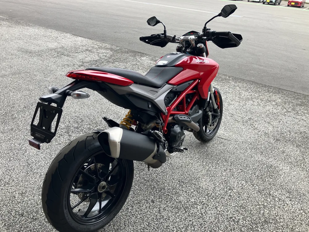 Ducati Hypermotard 939Sp 2017, красный, фото 2