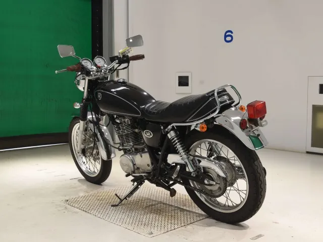 Yamaha SR400 2005, чёрный, фото 6