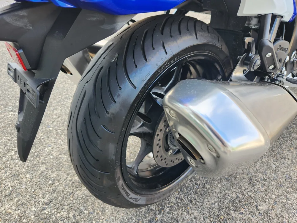 Suzuki Hayabusa 2022, p white / blue, фото 9