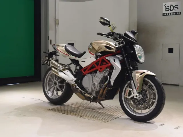 MV Agusta AGUSTA BRUTALE 1090RR 2013, золотистый, фото 3