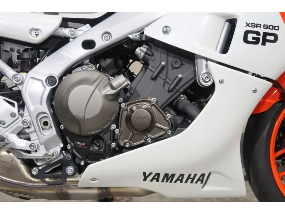 Yamaha Xsr900-2 2024, white / orange, фото 5