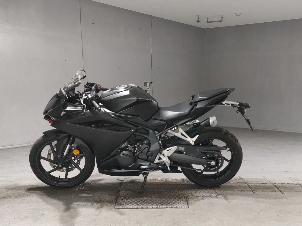 Honda CBR250RR, чёрный, фото 2