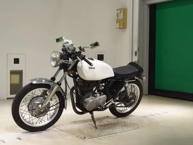 Yamaha SR400 1991, белый, фото 4