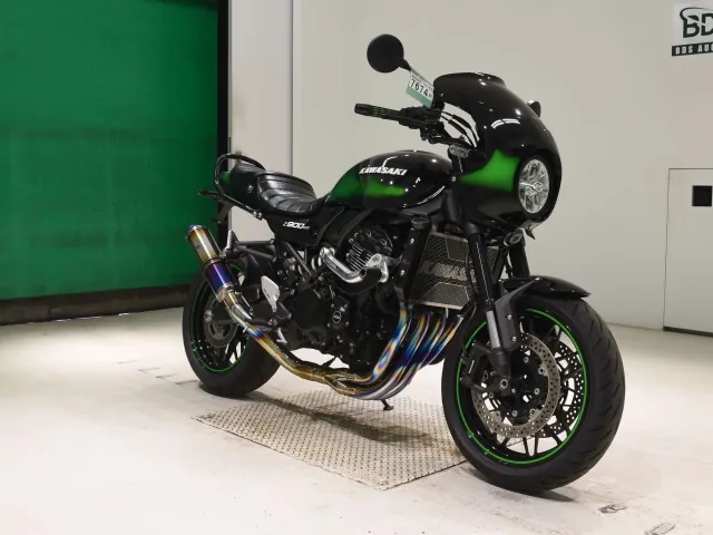 Kawasaki Z900RS 2024, black | green, фото 3