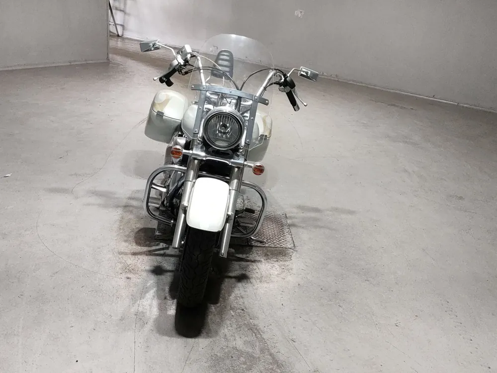 Suzuki Intruder 400 Classic 2007, белый, фото 3