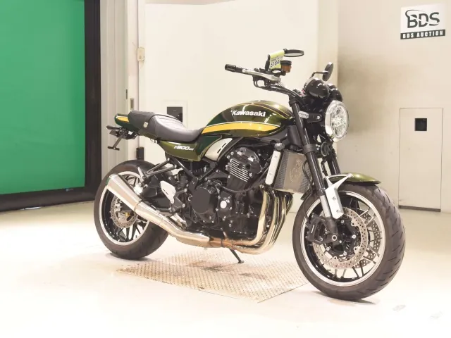 Kawasaki Z900RS 2020, зелёный, фото 3