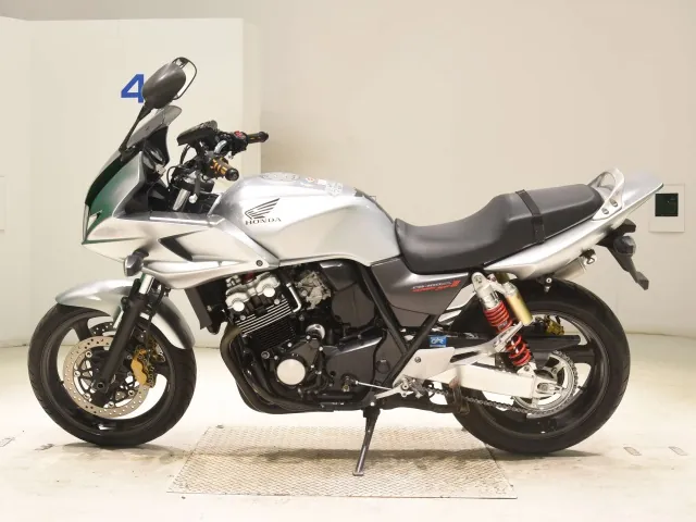 Honda CB400 Super Four 2007, серебристый, фото 2