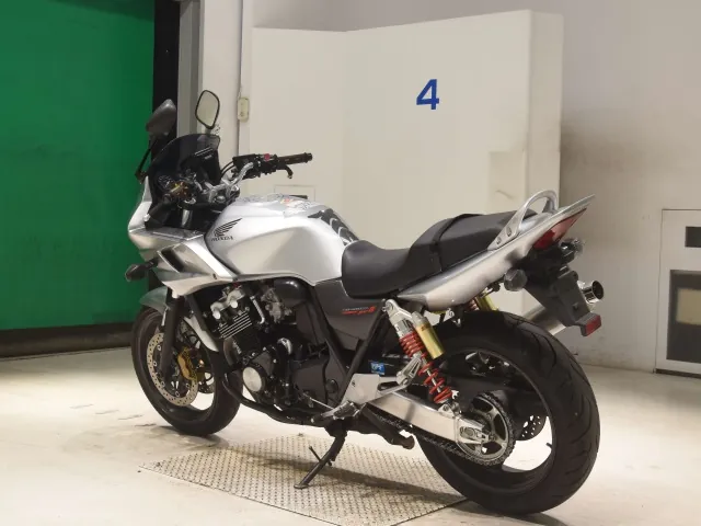 Honda CB400 Super Four 2007, серебристый, фото 6