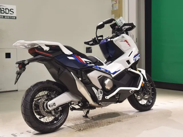 Honda X-ADV750 2026, белый, фото 5