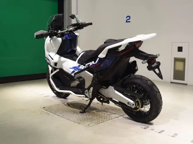 Honda X-ADV750 2026, белый, фото 6
