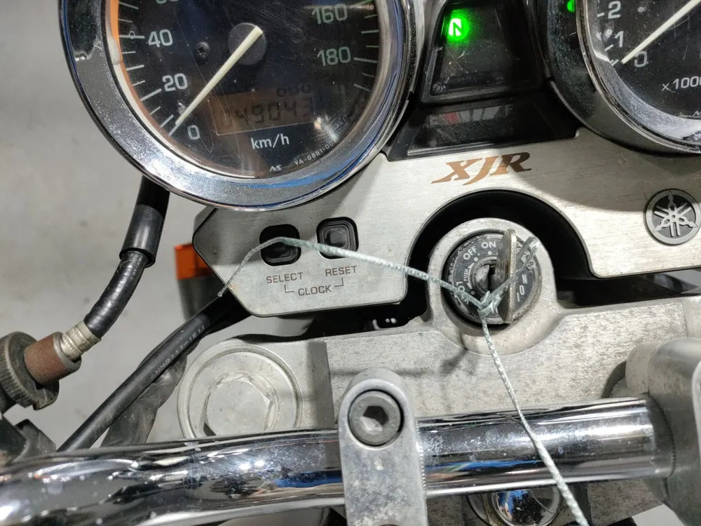 Yamaha XJR400R 1999, серебристый, фото 5
