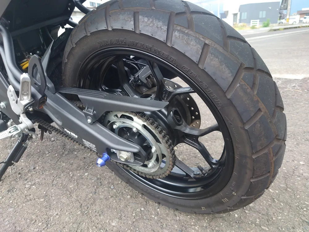 Yamaha XSR125, серебристый, фото 8