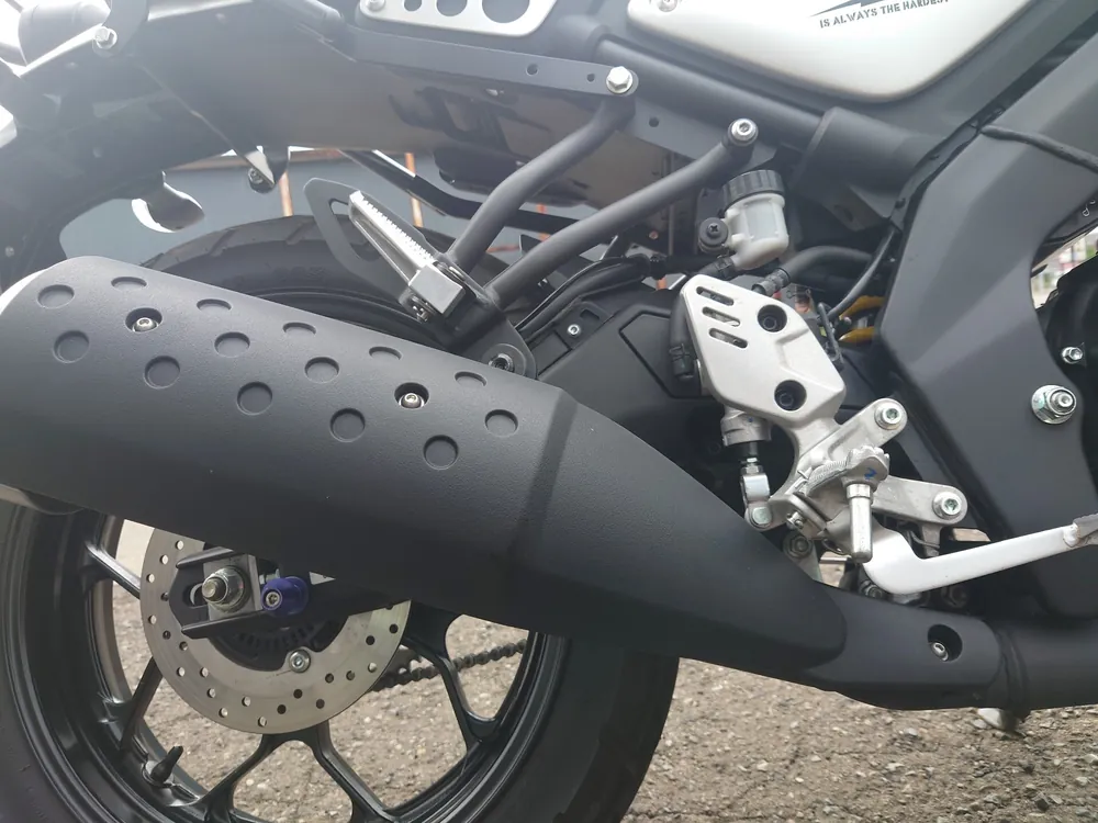Yamaha XSR125, серебристый, фото 9