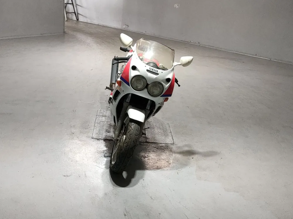 Yamaha FZR400R 1989, white / red, фото 3
