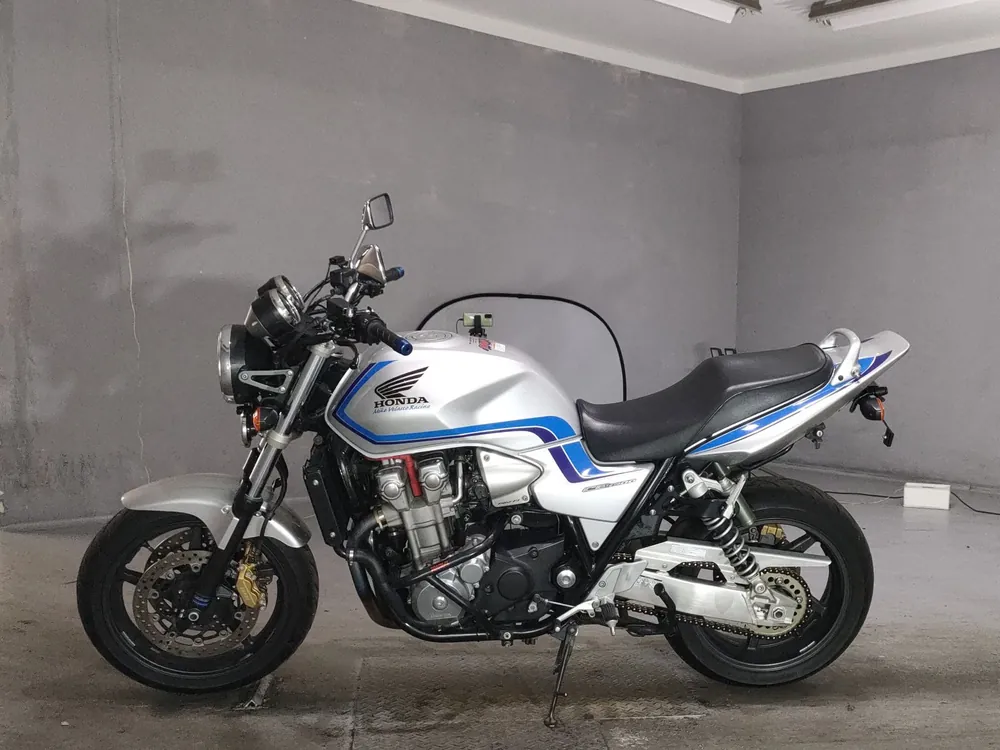 Honda CB1300, серебристый, фото 2