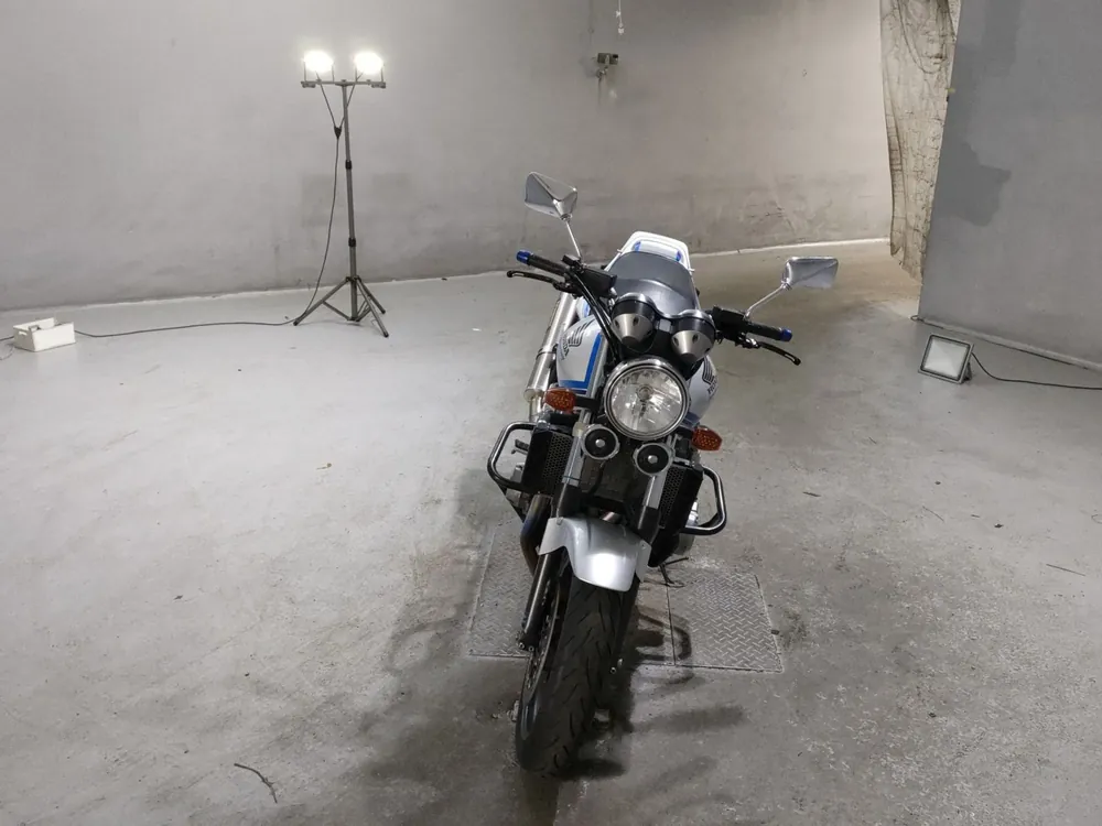 Honda CB1300, серебристый, фото 3