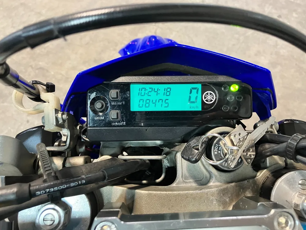 Yamaha WR250R, белый, чёрный, синий, фото 3