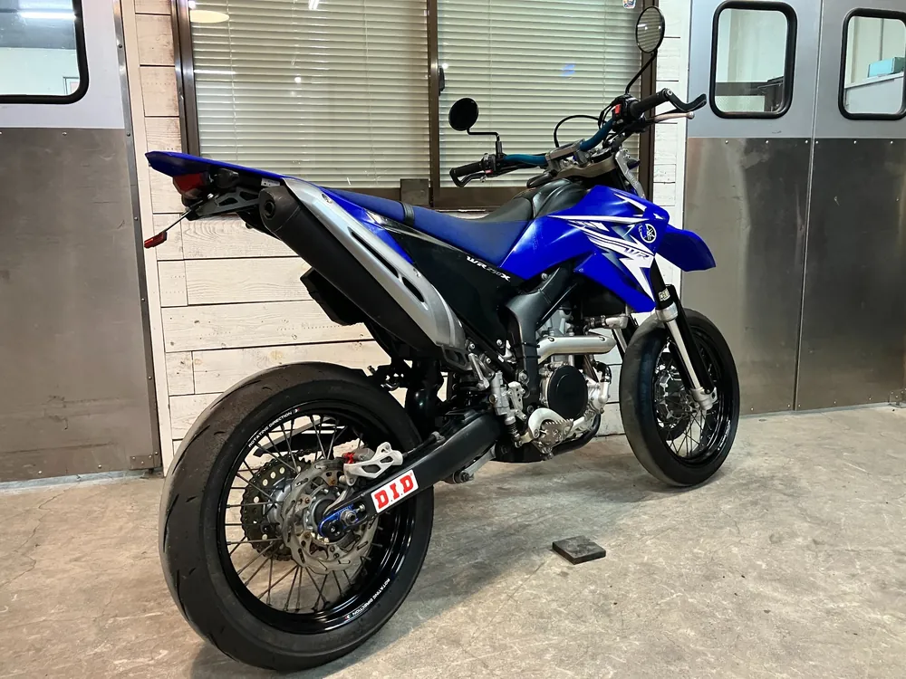 Yamaha WR250R, белый, чёрный, синий, фото 6